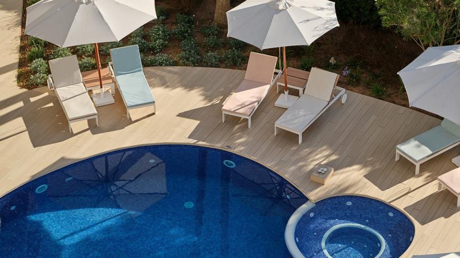 Construcción piscinas con jacuzzi. Mallorca - GranViobra